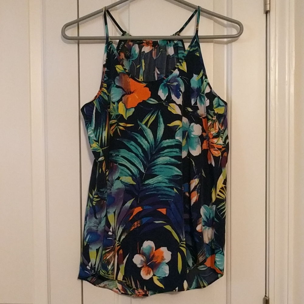 Tropical top